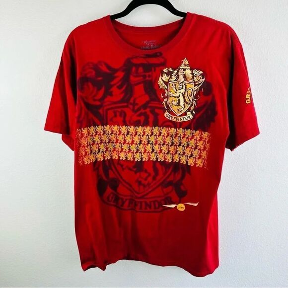 Harry Potter Other - Wizarding World Universal Studios Harry Potter Gryffindor Quidditch Tee Size L
